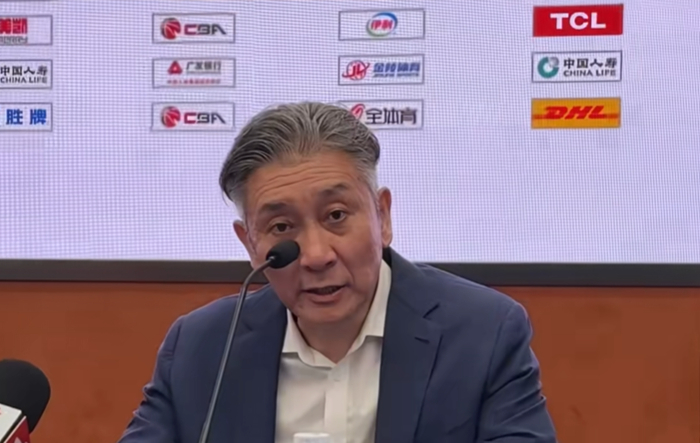 开云体育-深圳胜山西发布会！郑永刚重提多人带伤肯定精神，贺希宁打服对手|李慕豪|周鹏|伤病|球队|史密斯_新浪体育_新浪新闻